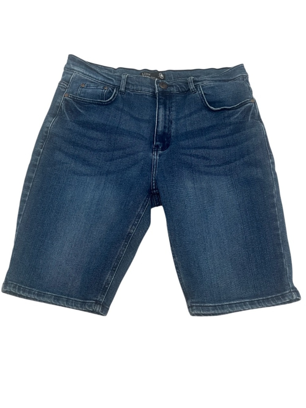 Men’s Dark Blue Embroidered Back Pocket Jean Shorts 🩳